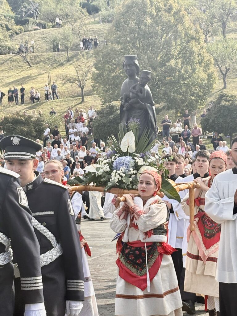 HODOČAŠĆE U MARIJU BISTRICU
